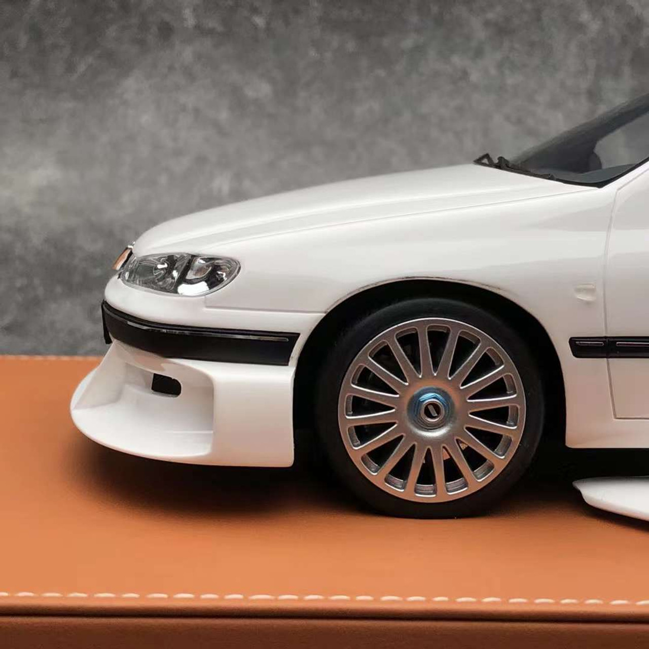 1/18 GOC & Vehicle Art Peugeot 406 Movie 