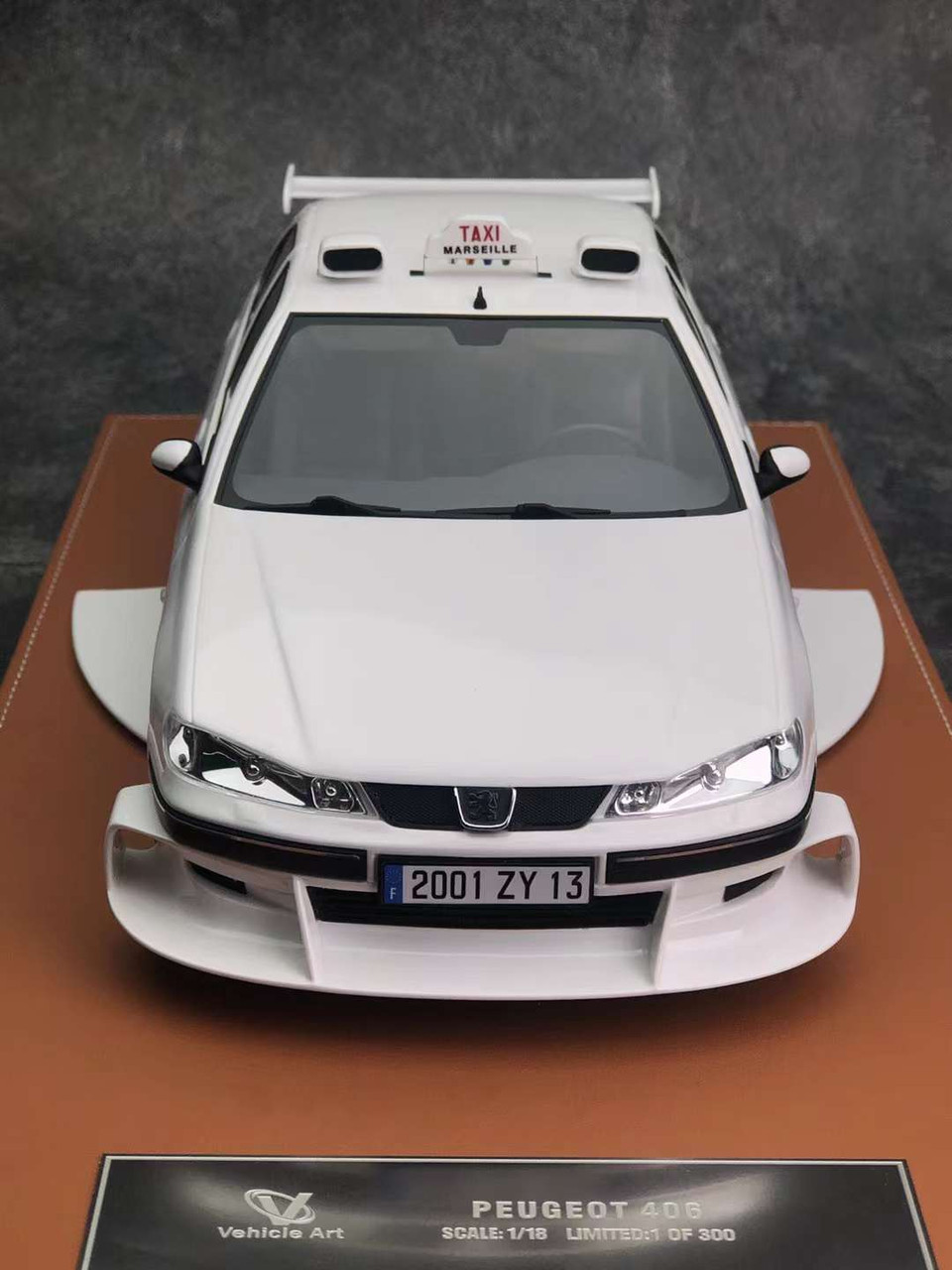 1/18 GOC & Vehicle Art Peugeot 406 Movie 