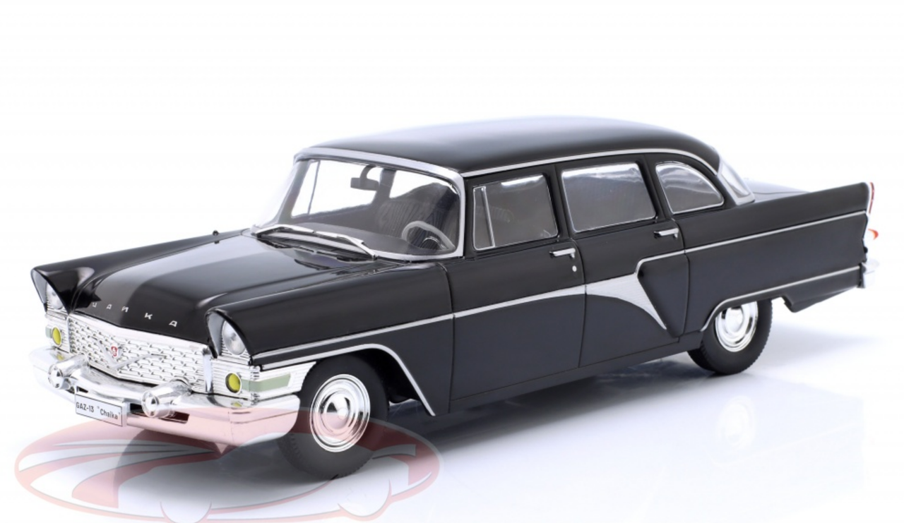 1/24 WhiteBox 1960 GAZ 13 Chaika (Black) Car Model