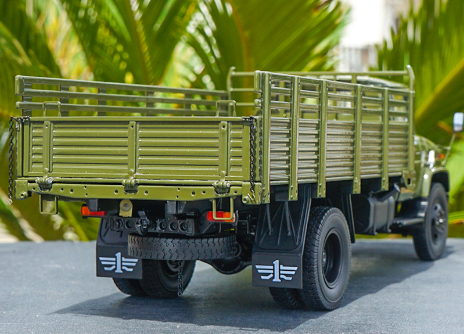 Diecast CA141 Truck Model 1⁄24 Military Century Dragon FAW Jiefang