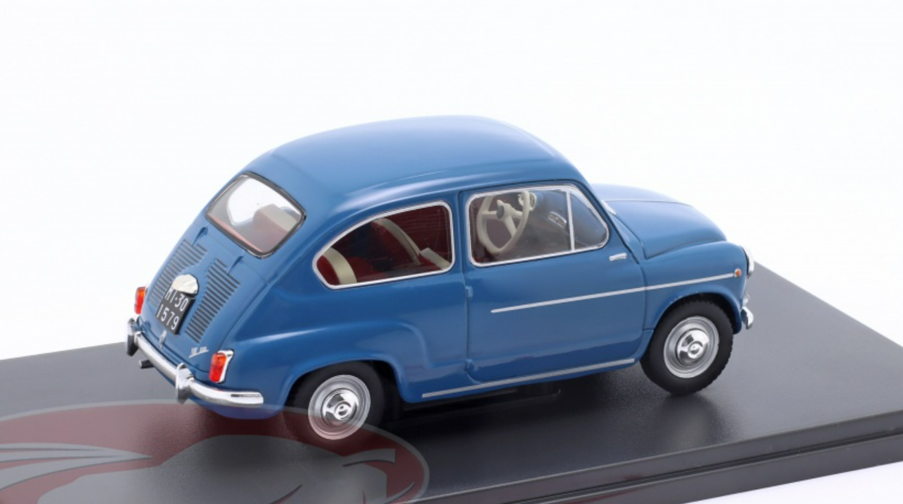 1/24 Ixo 1960 Fiat 600D series 1 (Blue) Car Model