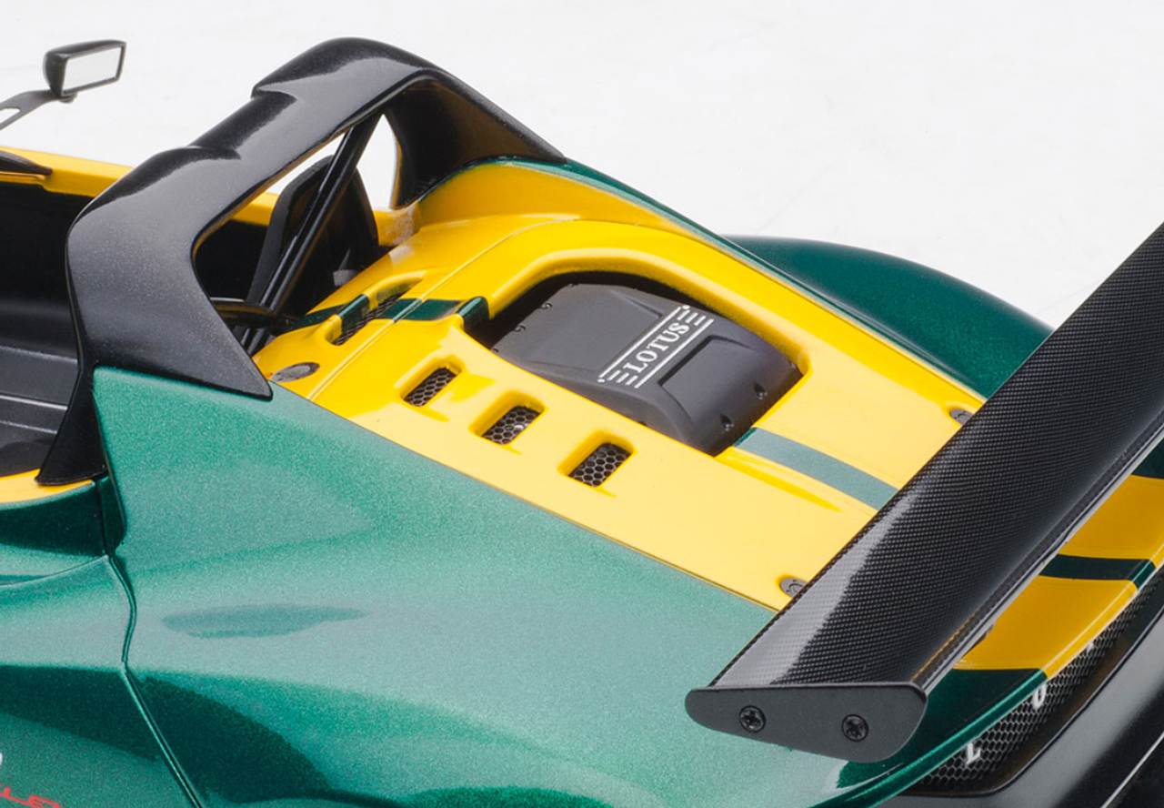 ミウラ 1/18 AUTOart Lotus 3-Eleven (Green with Yellow Accents) Car
