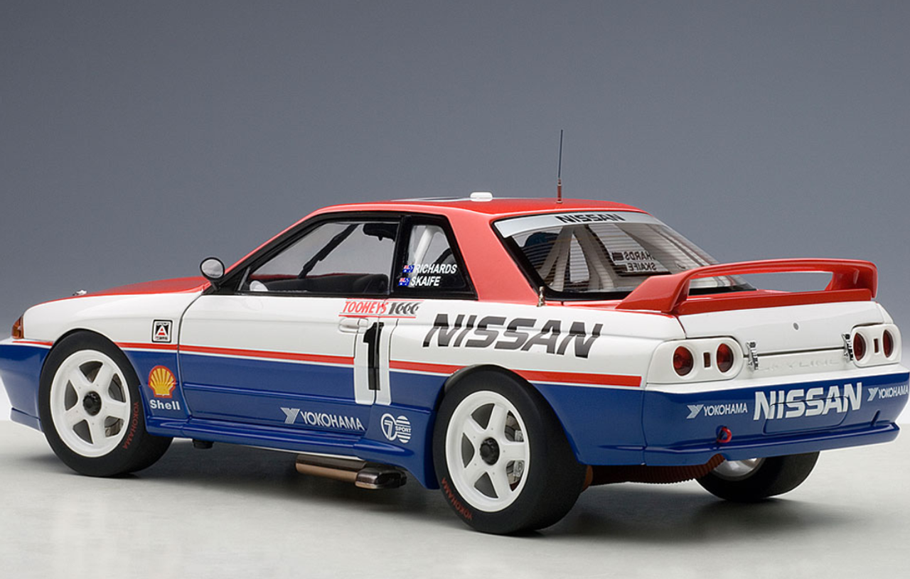 1/18 AUTOart 1991 Nissan Skyline GT-R GTR (R32) Australian Bathurst Winner Richards Skaife #1 Car Model