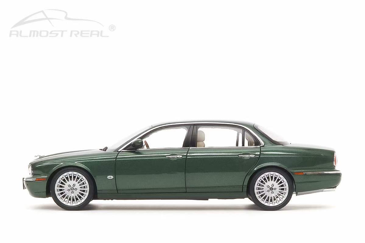 1/18 Almost Real Jaguar XJ6 (X350) (Green) Car Model