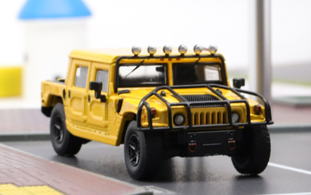 1/64 Master Hummer H1 (Yellow) Car Model