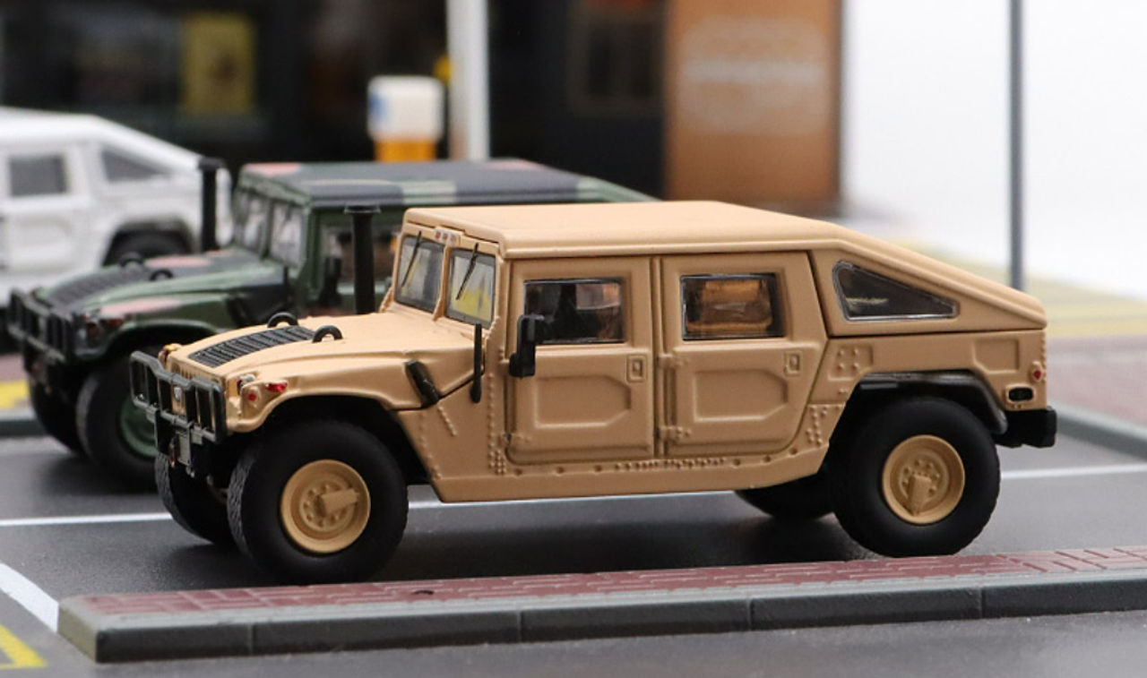 1/64 Master Hummer H1 (Dessert Yellow) Car Model