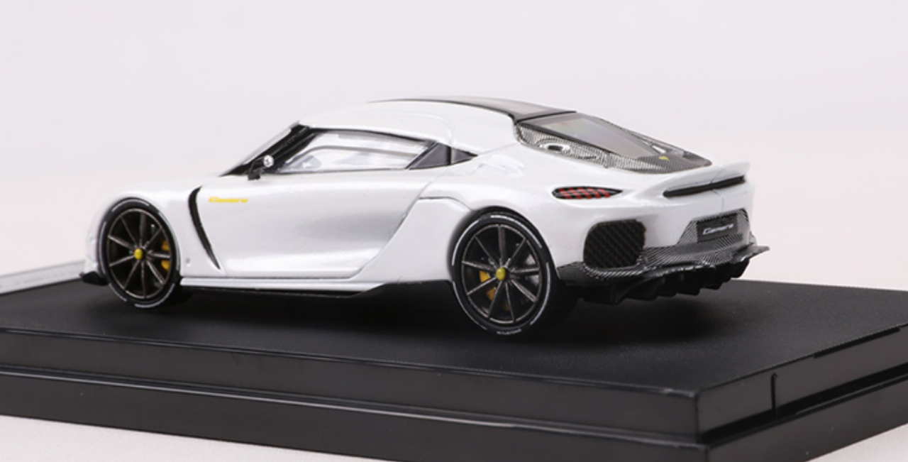 1/64 HKM Koenigsegg Gemera (White) Car Model