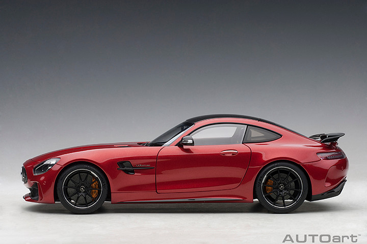 1/18 AUTOart Mercedes-Benz AMG GT R GTR (Designo Cardinal Red