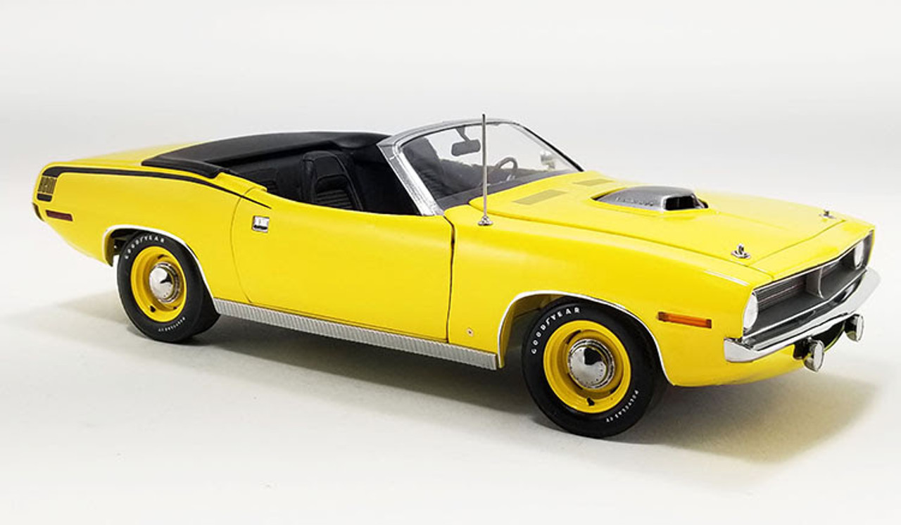 1/18 ACME 1970 Plymouth HEMI Cuda Convertible (Yellow) Diecast Car Model