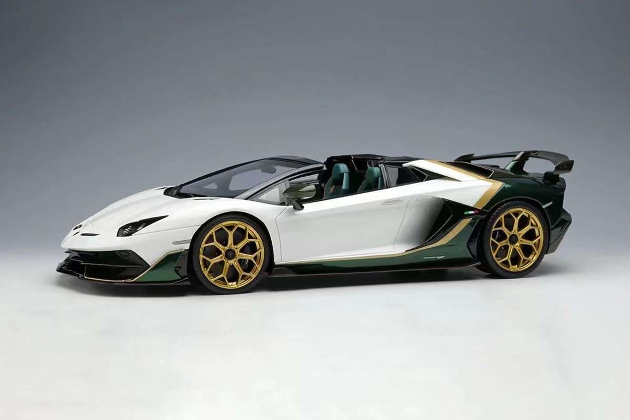 1/18 Makeup Lamborghini Aventador SVJ Roadster (White u0026 Green Ad Personam 2  Tone Paint) Resin Car Model