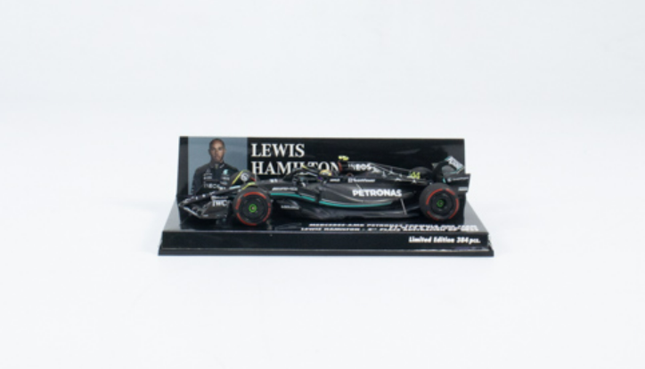 Minichamps 110230163 - Mercede. A-M-G W14 George Russell 2023 - echelle 1/18 - modèle de Voiture