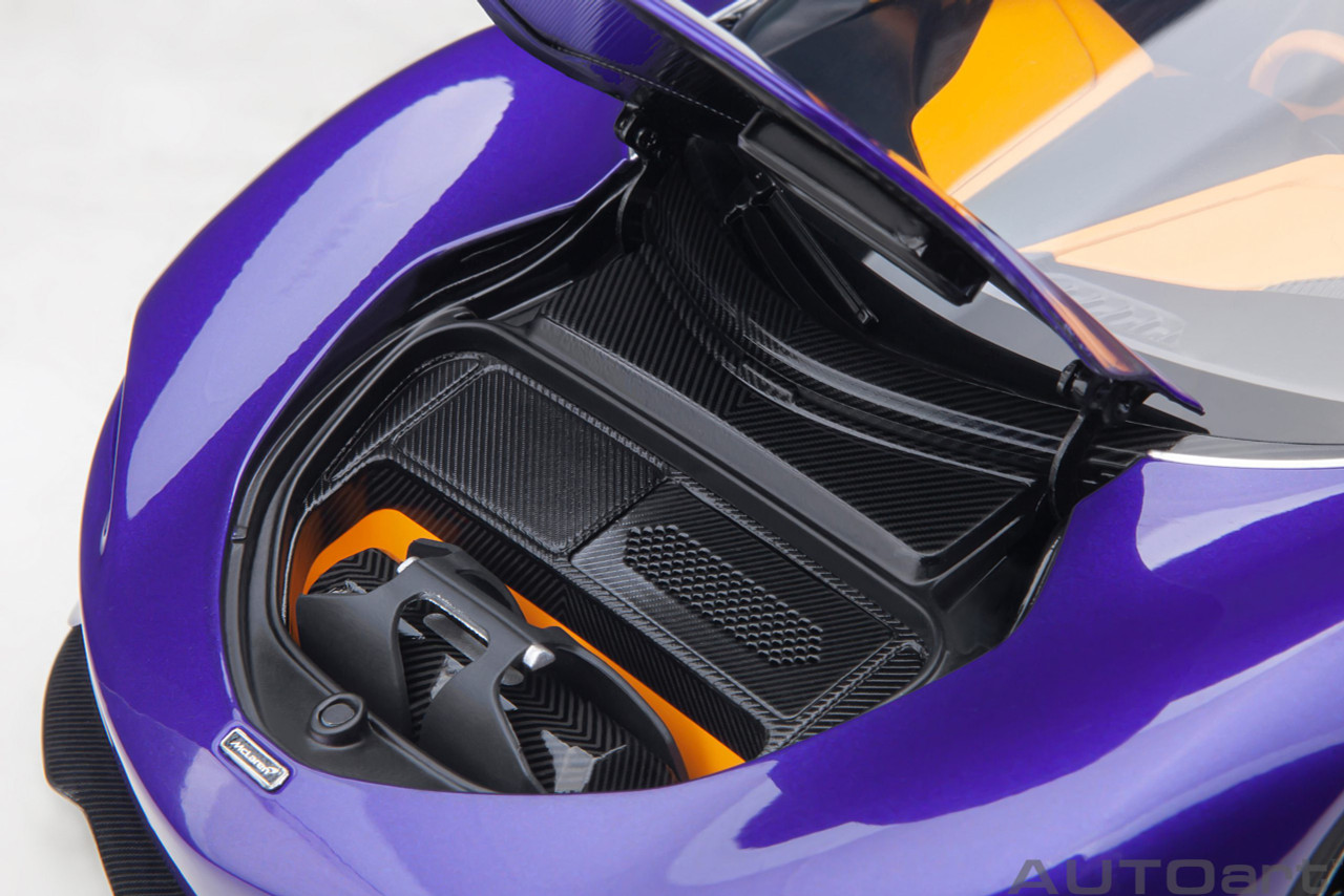 1/18 AUTOart McLaren Speedtail (Lantana Purple) Car Model