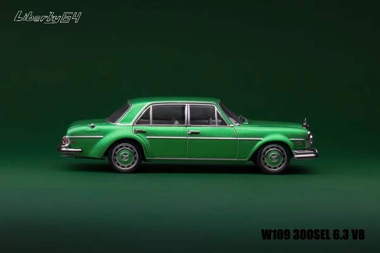 1/64 Liberty64 Mercedes-Benz W109 300 SEL 6.3 V8 (Green) Diecast Car Model