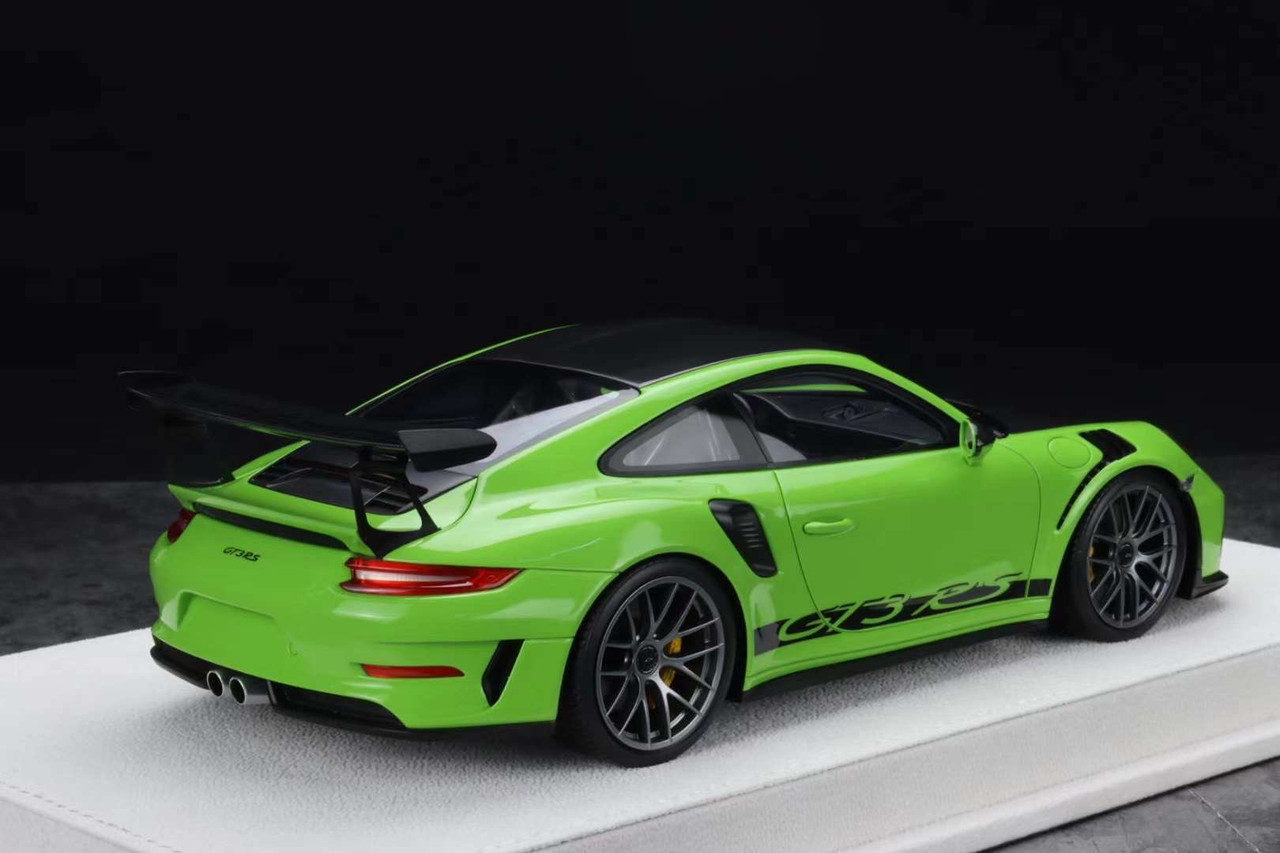 1/18 Makeup Porsche 911 991.2 GT3 RS (Green with Black Hood) Resin