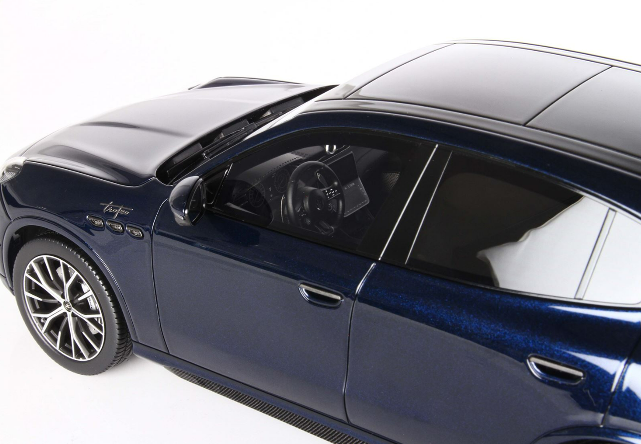 1/18 BBR Maserati Grecale (Noble Blue Trophy) Resin Car Model Limited 60 Pieces
