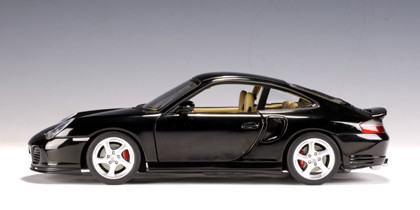 1/18 AUTOart Porsche 911 Turbo 996 (Black) Diecast Car Model 77833