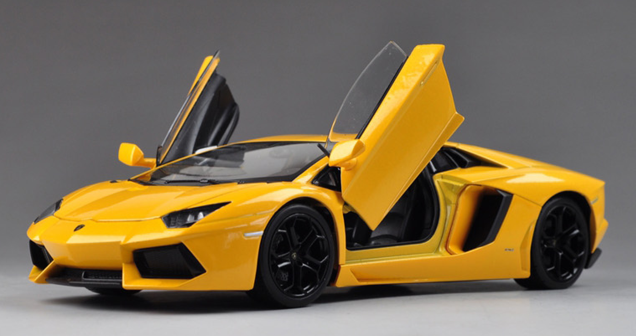 ランボルギーニ イエロー 1/24 1⁄24 Lamborghini Yellow Review