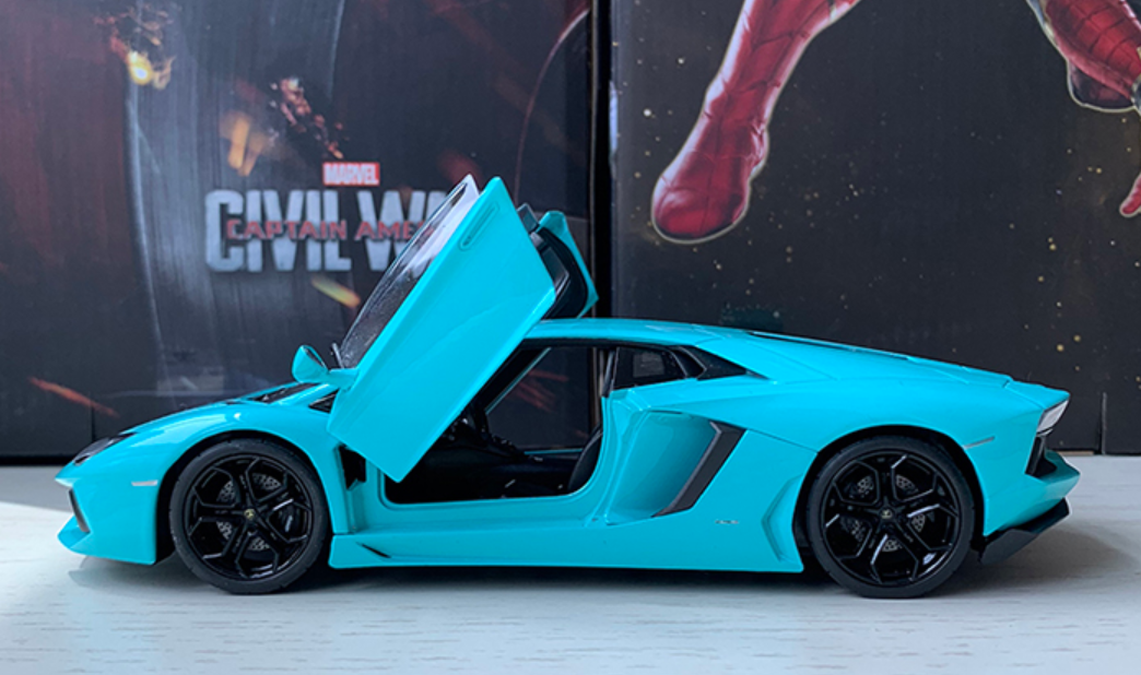 Lamborghini 1 24