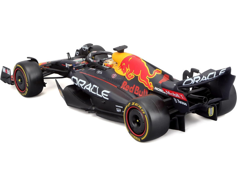 1/24 BBurago 2022 Formula 1 Max Verstappen Red Bull RB18 #1 Winner