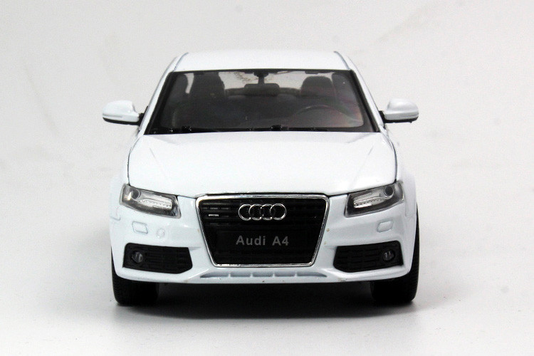 1/24 Welly FX 2015 Audi A4 (White) Diecast Car Model