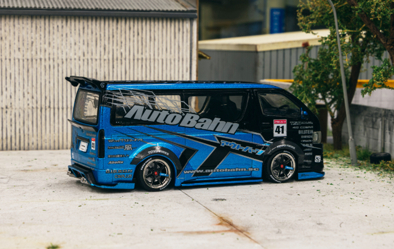 1/43 Tarmac Works Toyota Hiace Widebody Black / Blue