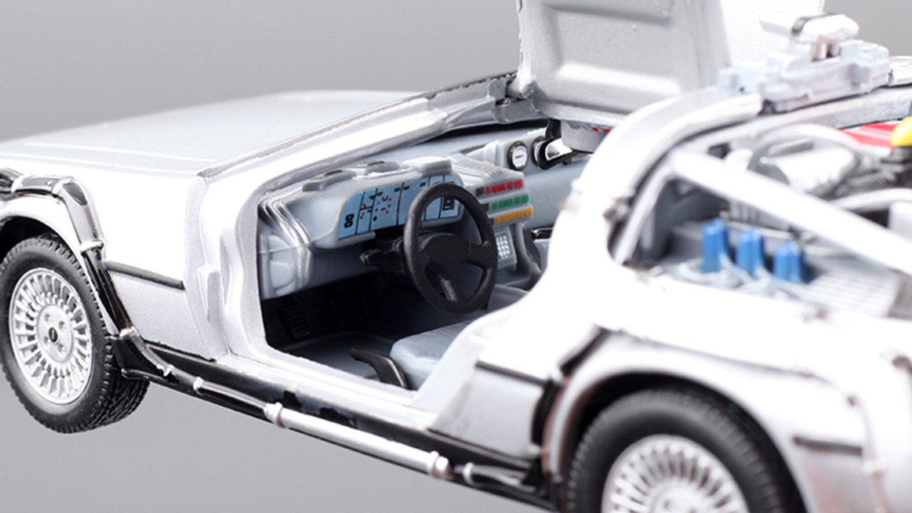 1/24 Welly DeLorean DMC-12 DMC12 Back To The Future Part 2 Flying Version Diecast Car Model