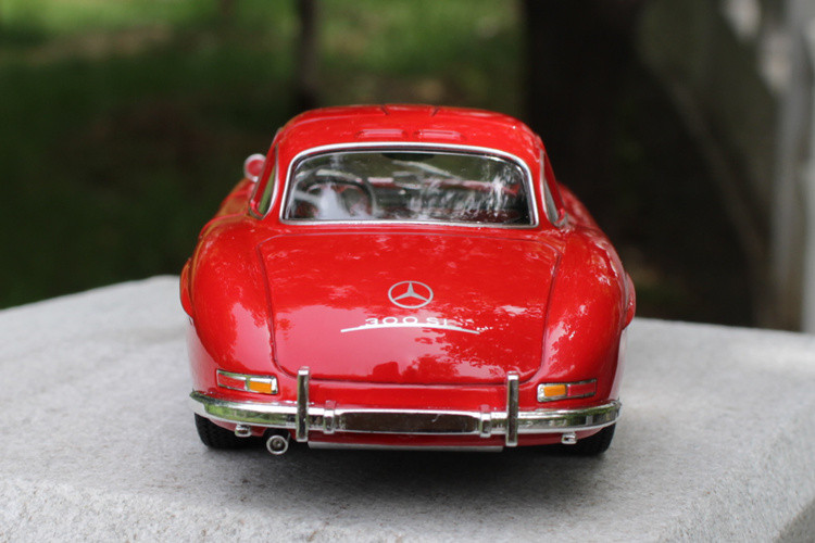 1/24 Welly FX Mercedes-Benz Mercedes MB 300 SL 300SL (Red) Diecast