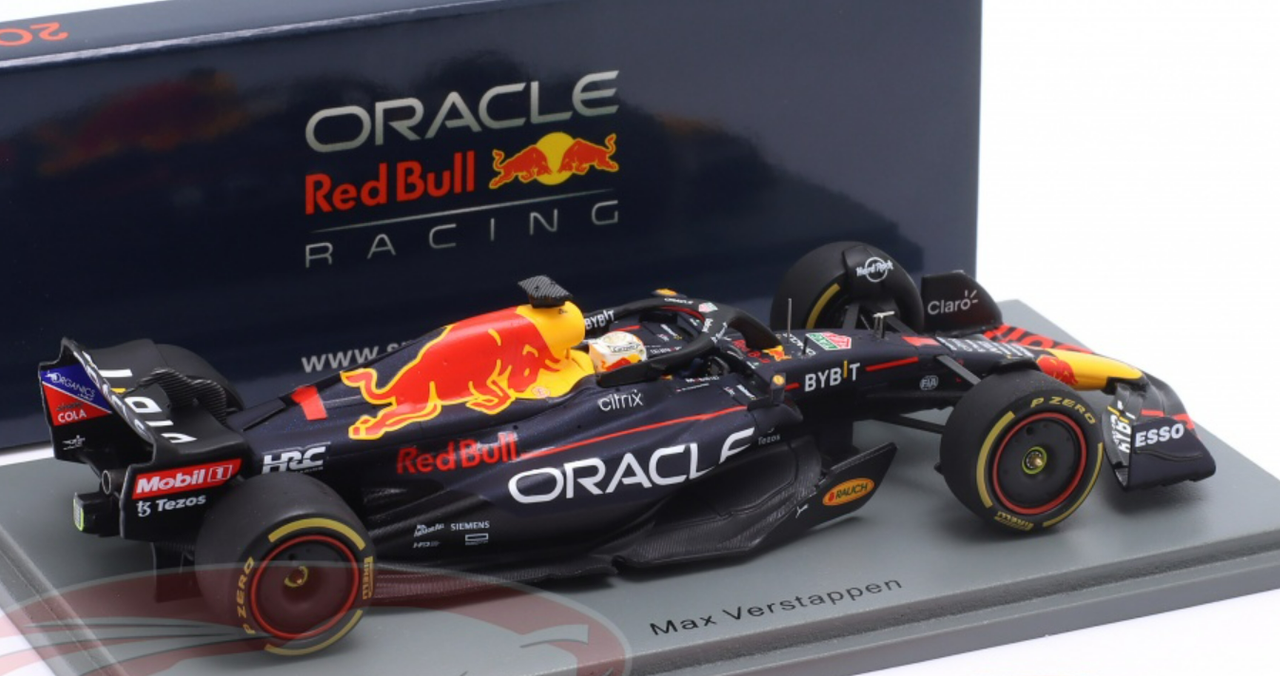 1/43 Spark 2022 Formula 1 Max Verstappen Red Bull RB18 #1 Winner Belgium GP Car Model