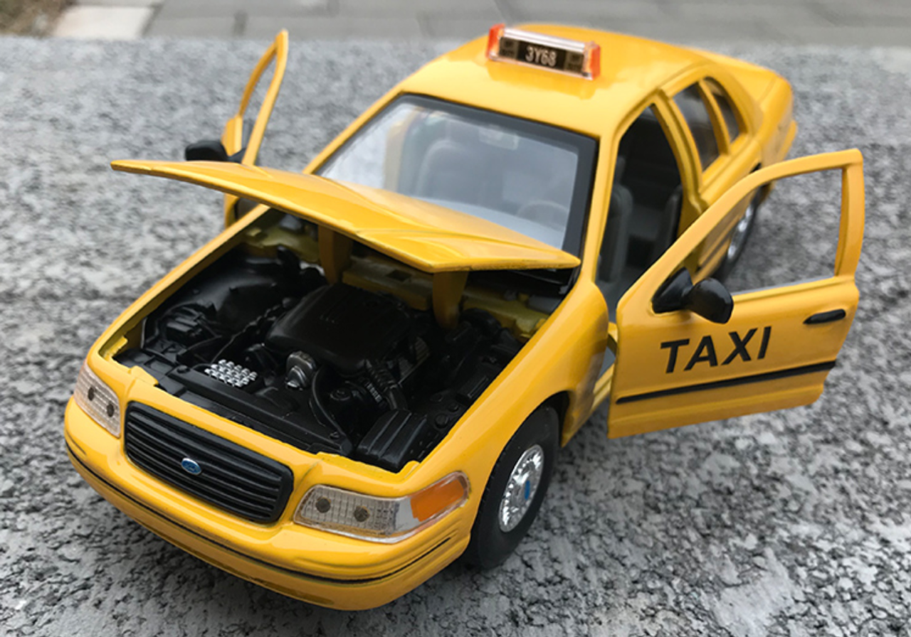 1/24 Welly FX 1999 Ford Crown Victoria Taxi Diecast Car Model