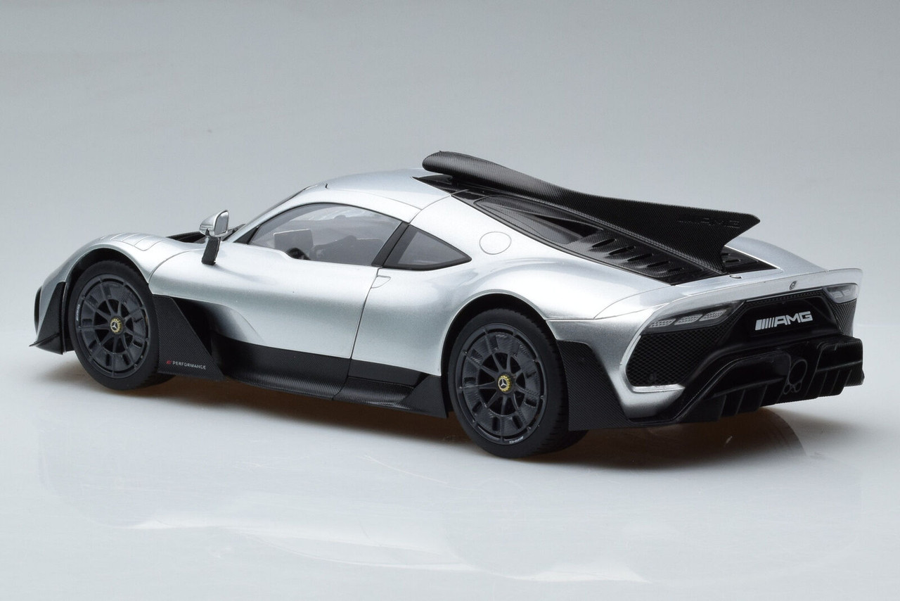 1/18 Dealer Edition 2023 Mercedes-Benz AMG ONE (High-Tech Silver