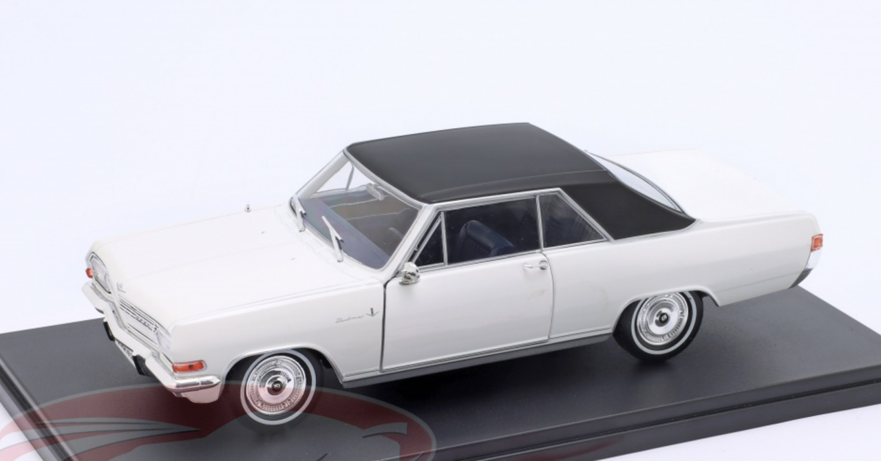 1/24 Hachette 1965 Opel Diplomat V8 Coupe (White & Black) Diecast Car Model