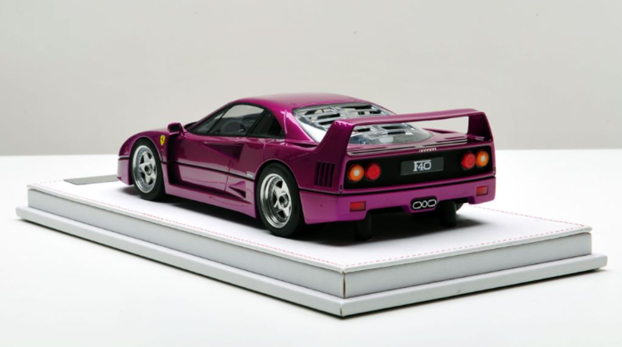 1/18 GL model Ferrari F40 Purple Resin Car Model - LIVECARMODEL.com