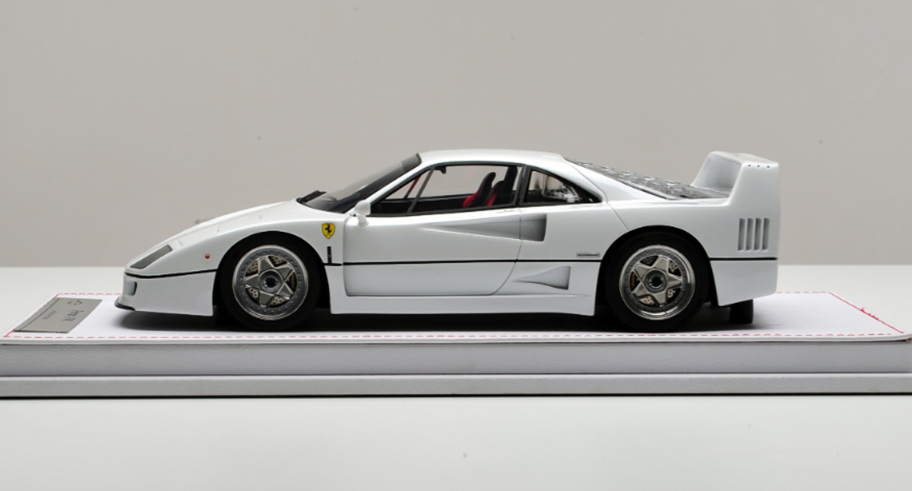 1/18 GL model Ferrari F40 Pearl White Resin Car Model - LIVECARMODEL.com
