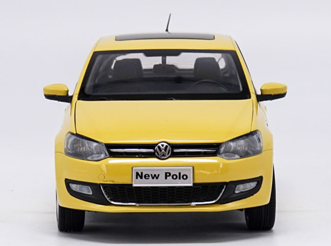 1/18 Dealer Edition 2013 Volkswagen VW Polo (Yellow) Diecast Car Model
