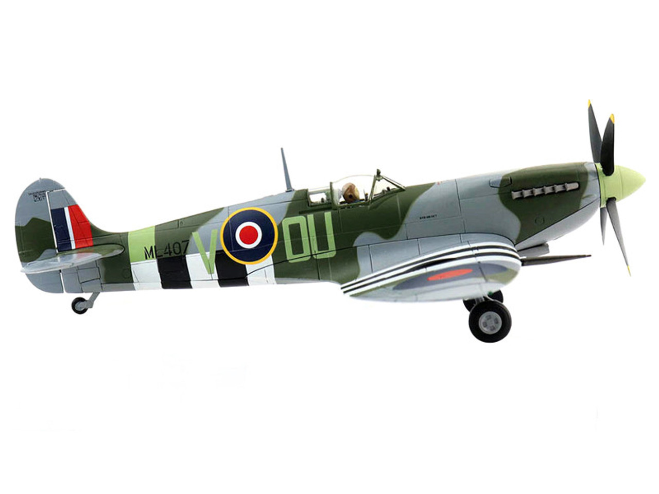 Supermarine Spitfire Mk.Ixe Fighter Aircraft "F/O Johnnie Houlton 485 (NZ) Squadron France" (1944) 1/48 Diecast Model by Hobby Master