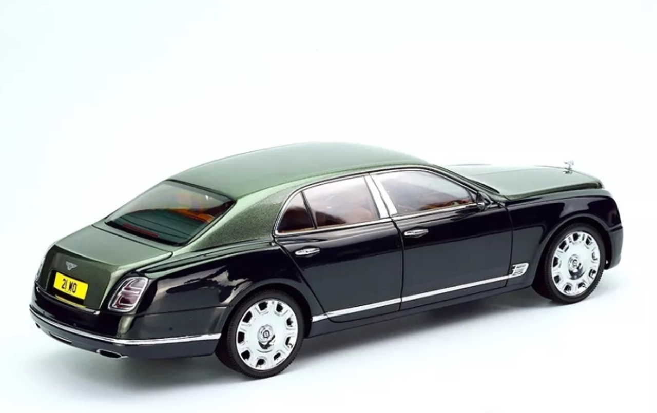 1/18 Almost Real Almostreal Bentley Mulsanne (Green Light Emerald Over Midnight Emerald) Diecast Car Model