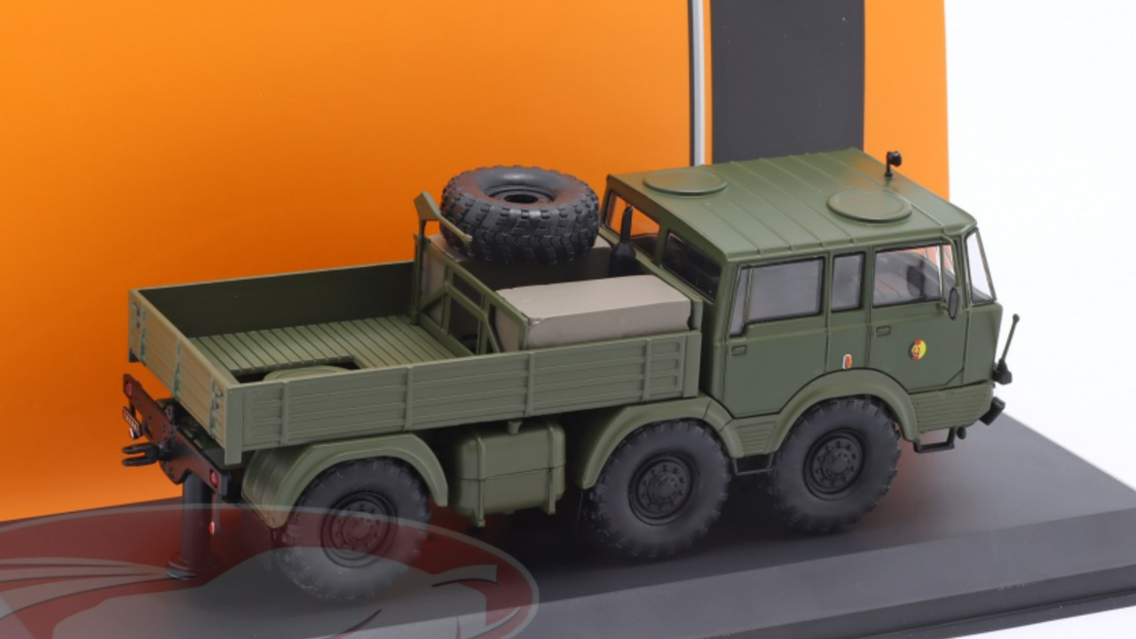 1/43 Ixo 1968 Tatra 813 6x6 Military Vehicle NVA (Olive Green) Car Model