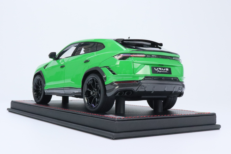 MR Collection Lamborghini Urus S - Modélisme