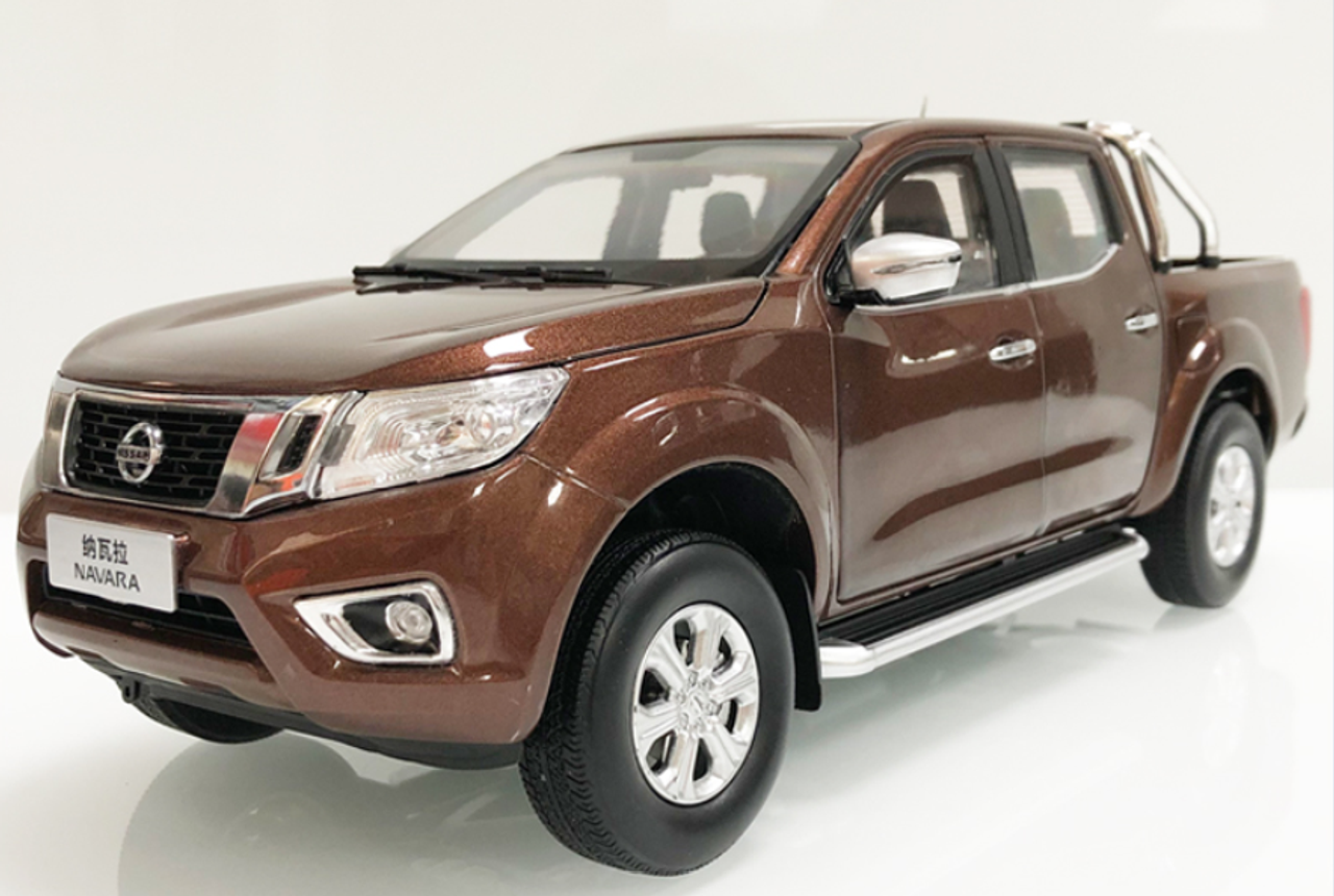 nissan frontier diecast