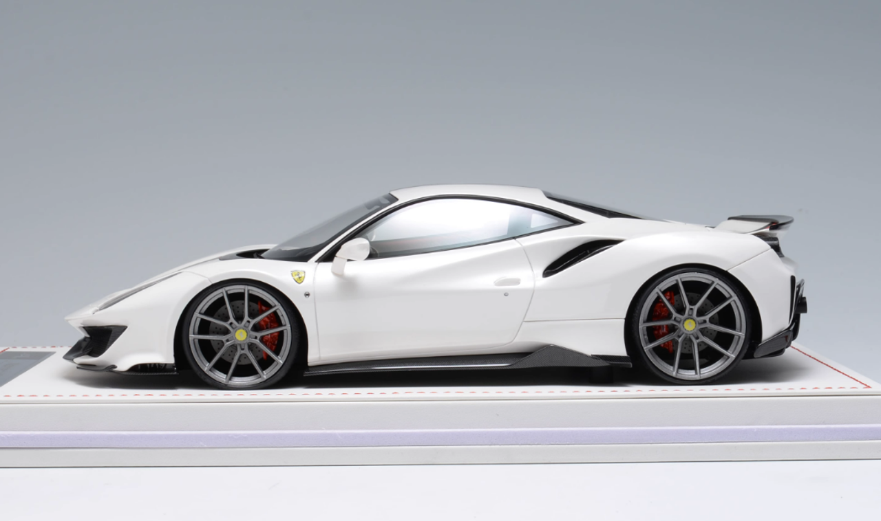 1/18 Ivy Novitec Ferrari 488 Pista (Pearl White) Resin Car Model Limited 66  Pieces