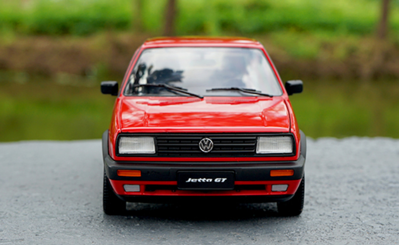1/18 Dealer Edition Volkswagen VW Jetta GT 2nd Generation (A2, Typ 20E/1G; 1984–1992) (Red) Diecast Car Model