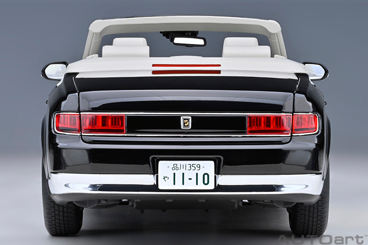 1/18 AUTOart Toyota Century Open Top (Black) Car Model