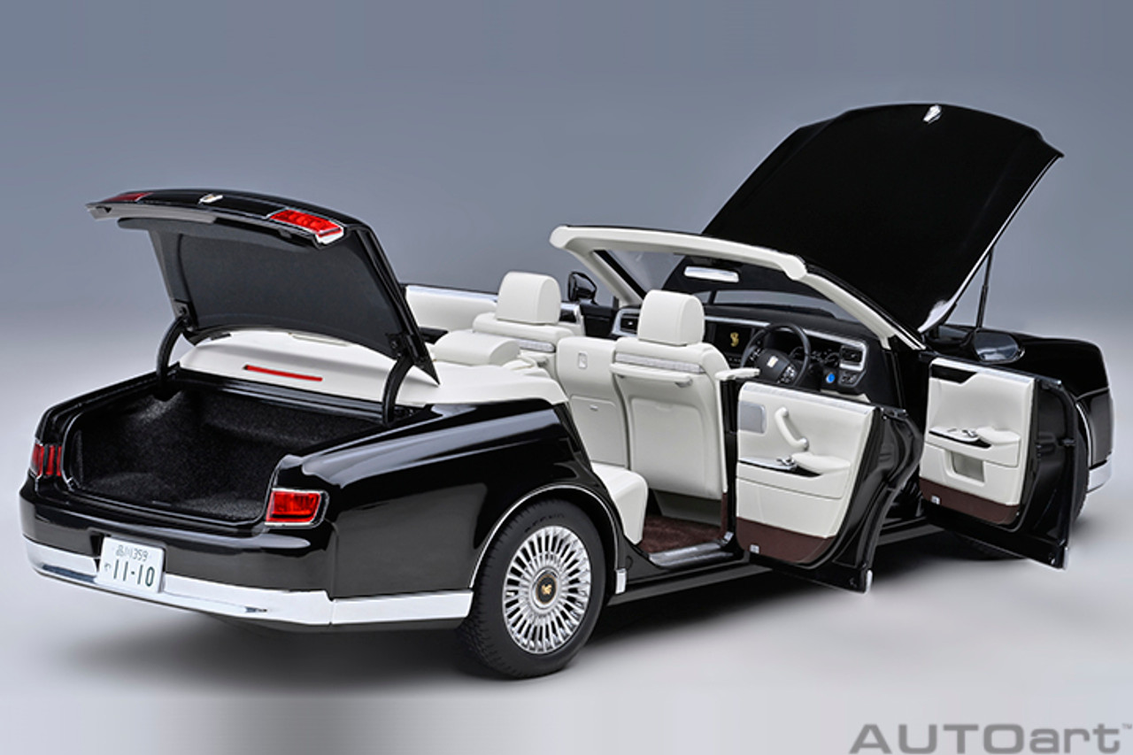 1/18 AUTOart Toyota Century Open Top (Black) Car Model