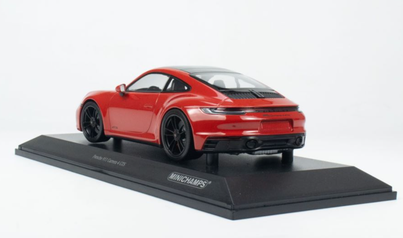 1/18 Minichamps 2020 Porsche 911 Carrera 4 GTS Coupe (Red) Diecast Car Model