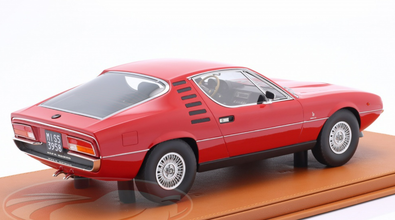 1/12 TopMarques 1970 Alfa Romeo Montreal (Alfa Red) Car Model