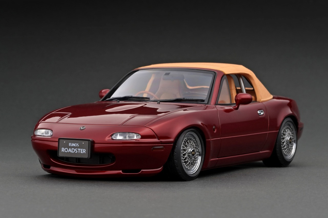 1/18 IG Ignition Model Mazda Miata MX-5 Eunos Roadster (NA) Burgundy Resin Car Model