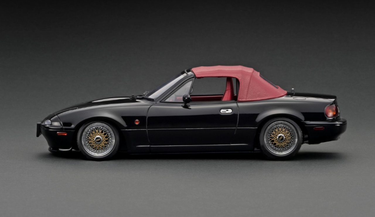 1/18 Ignition Model Mazda Eunos Roadster (NA) Black