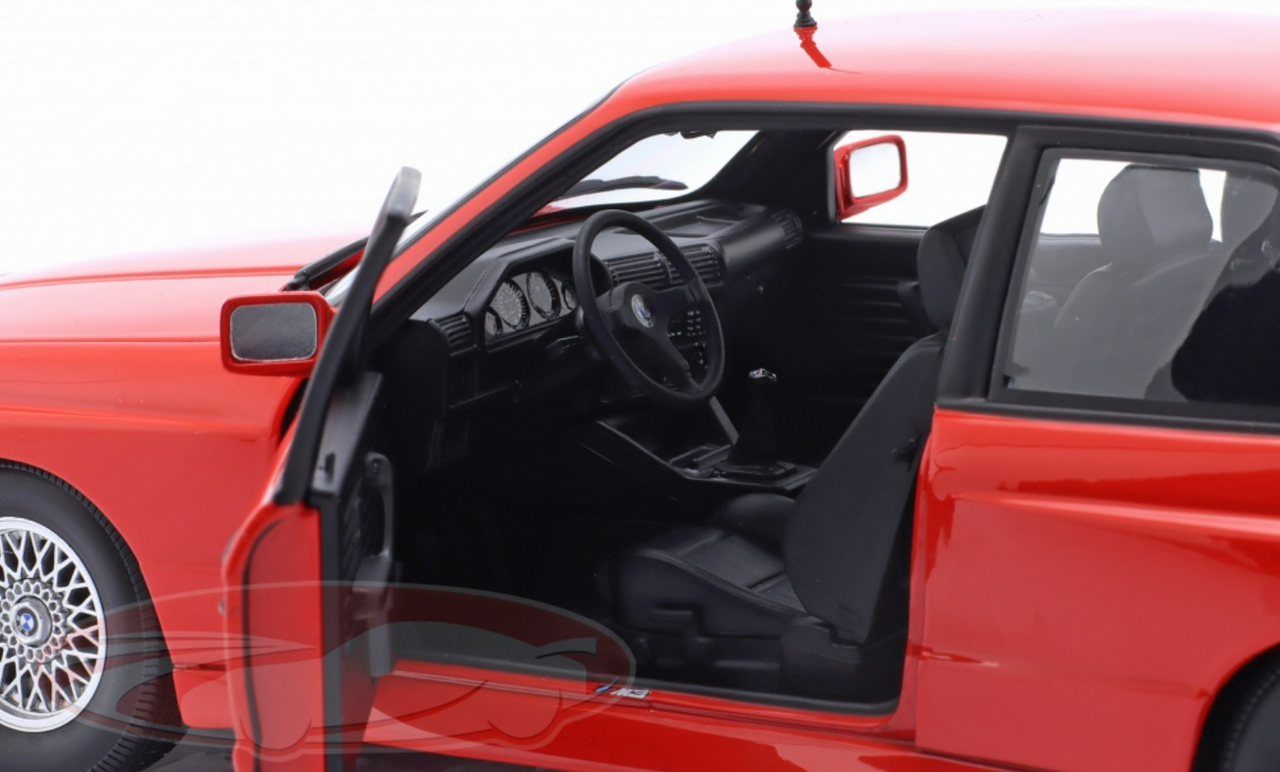 KITH BMW E30 M3 1/18 DIECAST REPLICA E30 M3 Kith – x SILVER