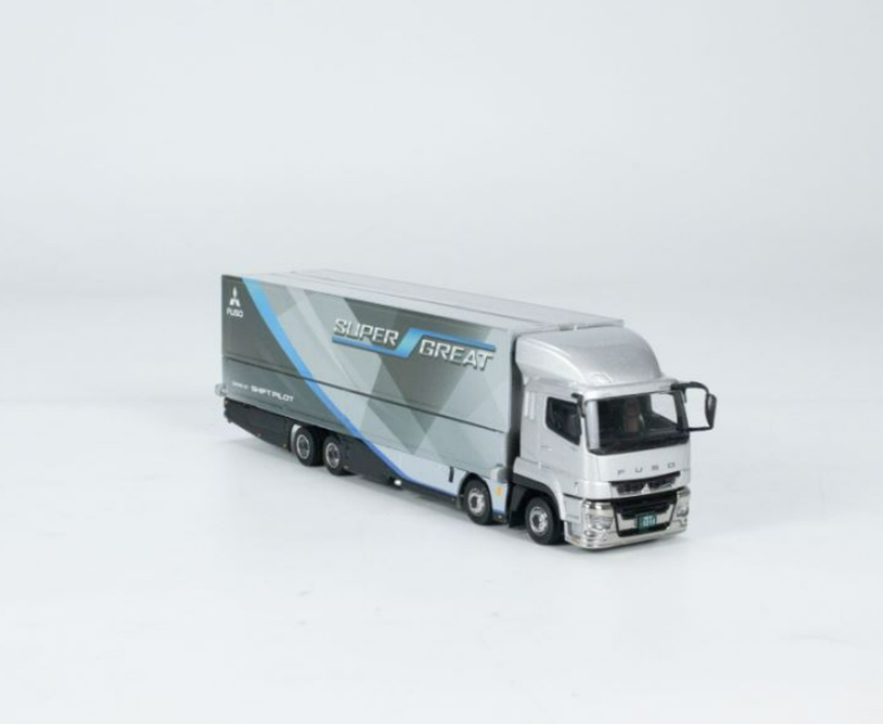 1/64 Tarmac Works Mitsubishi Fuso Super Great 