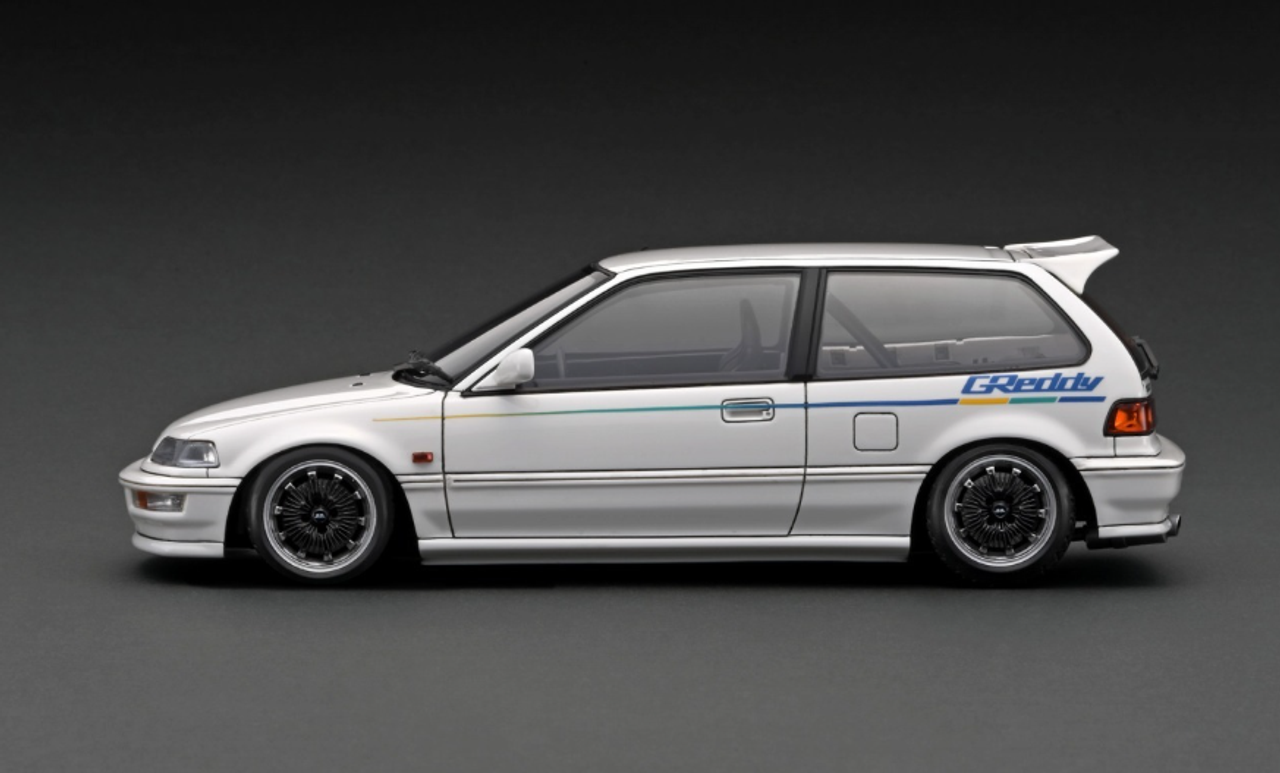 1/18 Ignition Model Honda Civic (EF9) SiR White (Limit 130 Pieces)